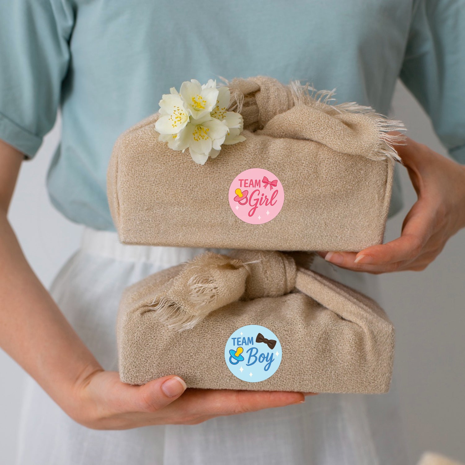 Gender Reveal Sticker – Pacifier & Bow Design